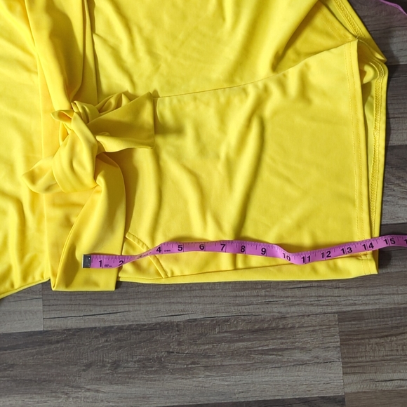 Yellow Drop Shoulder Romper with Belt Size M/L #W-30 - Picture 6 of 12